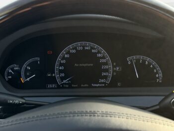 Mercedes S 550