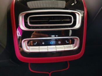 OMODA 9