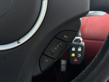 Aston Martin DB9