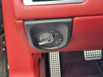 Aston Martin DB9