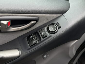 Hyundai H-1