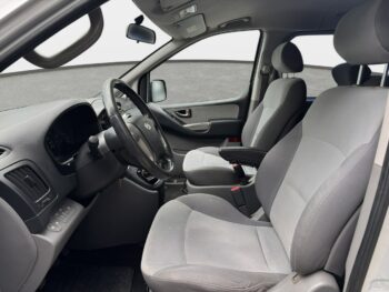 Hyundai H-1