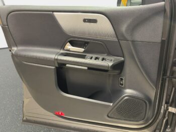 Mercedes GLB