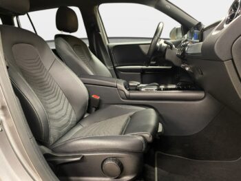Mercedes GLB