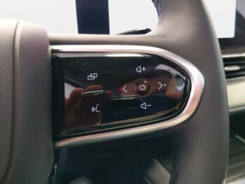 OMODA E5